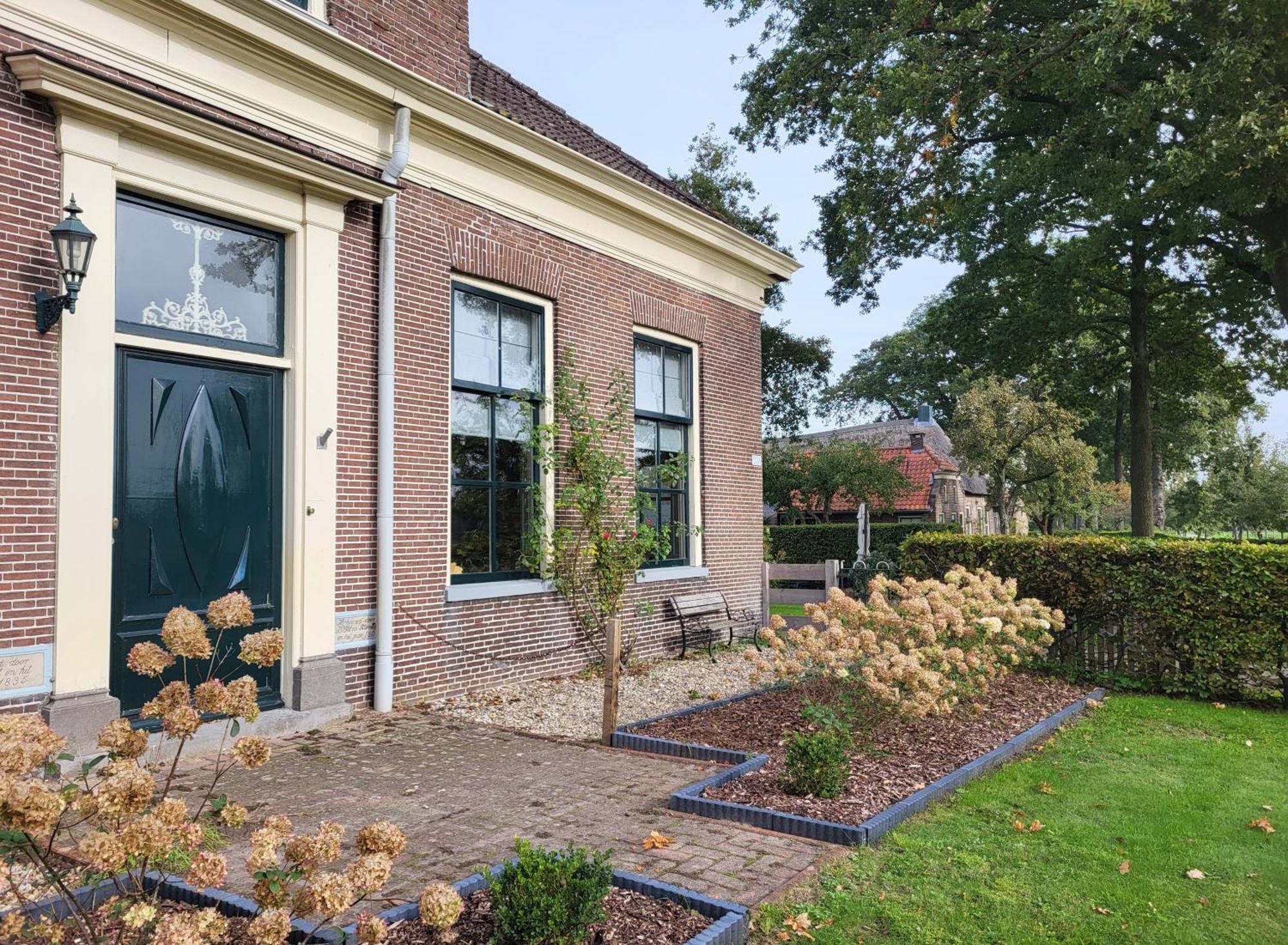 De Bloesemstee - Rustic Manor Farmhouse The Netherlands Ruinerwold Екстериор снимка
